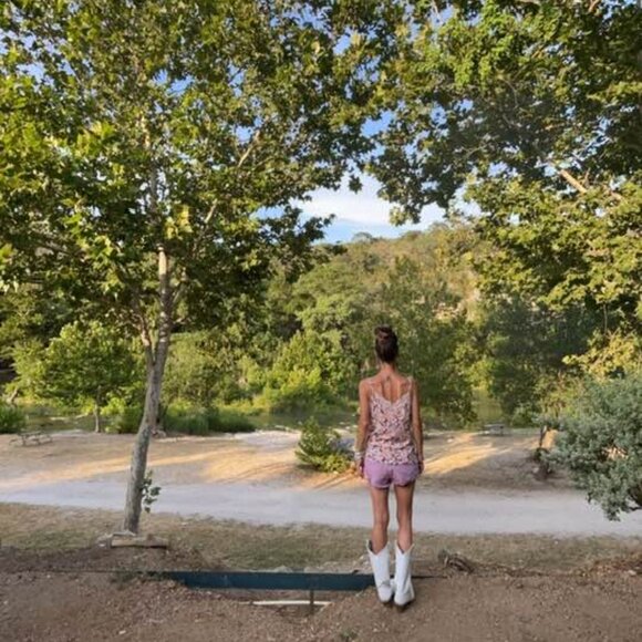 🔥Going live in 3, 2, 1 🔥Please like for notifications! - Picture 6 of 8